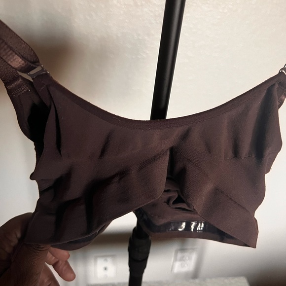 SKIMS SCULPTING BRALETTE COLOR COCOA SIZE 2X/3X - Picture 3 of 10